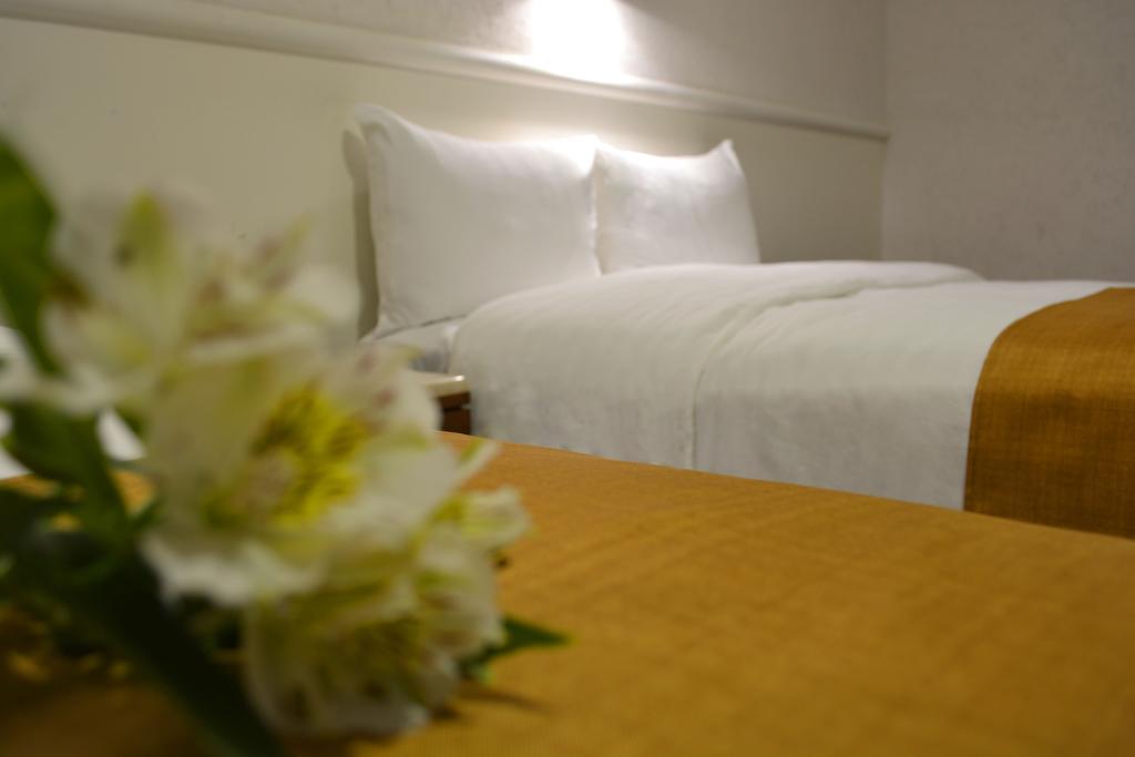 Eco Express Hotel Zamora Zamora  Esterno foto
