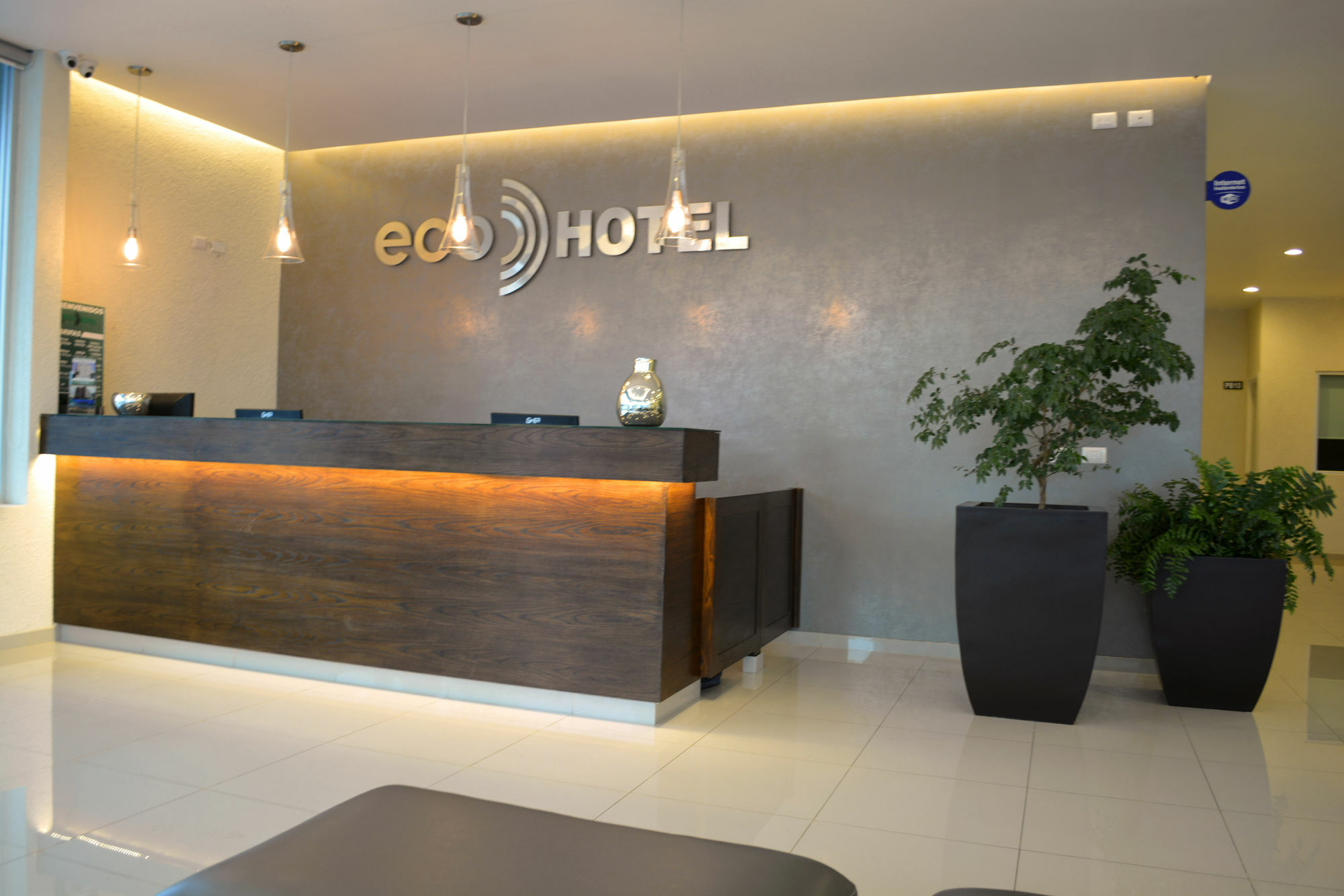 Eco Express Hotel Zamora Zamora  Esterno foto