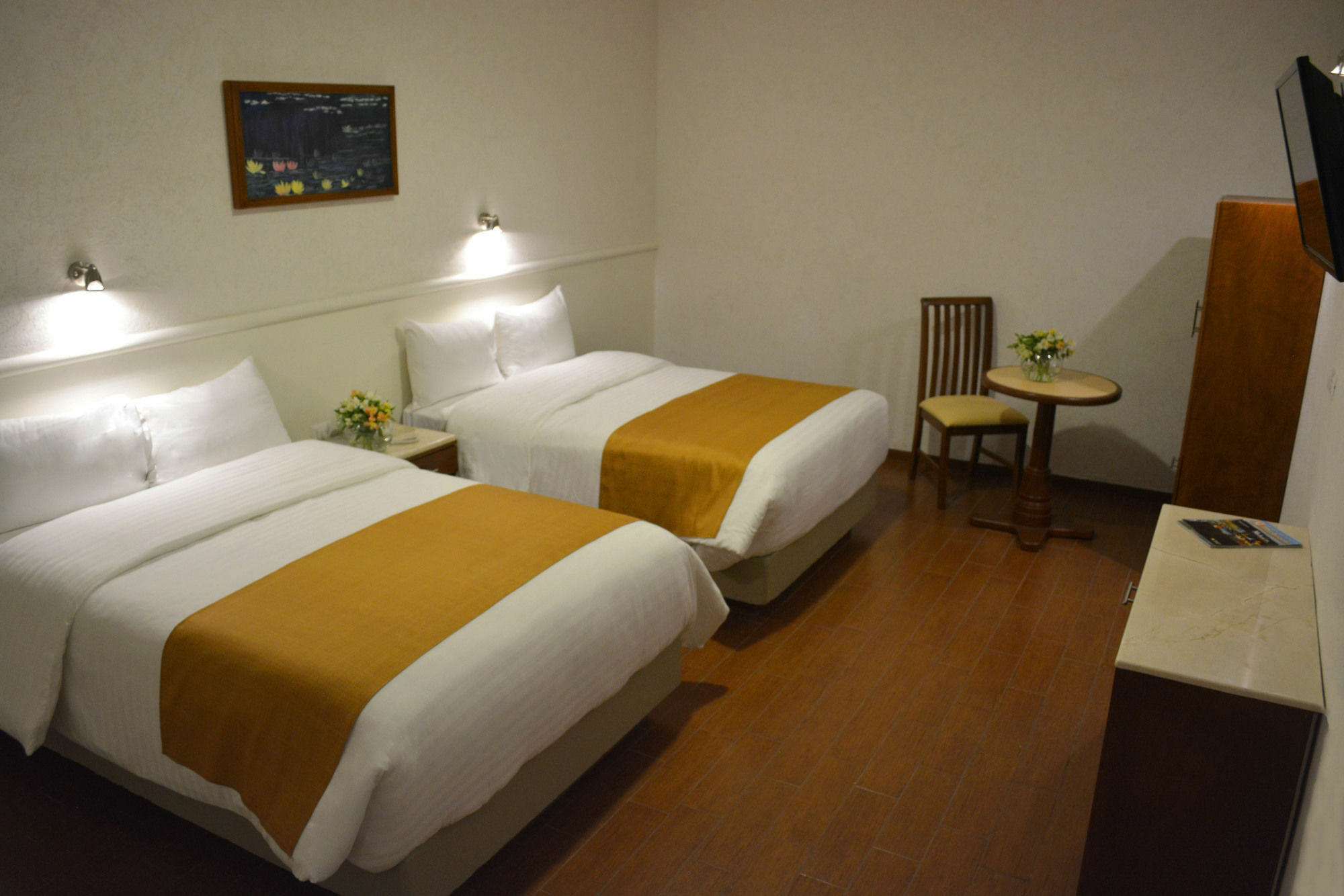 Eco Express Hotel Zamora Zamora  Esterno foto
